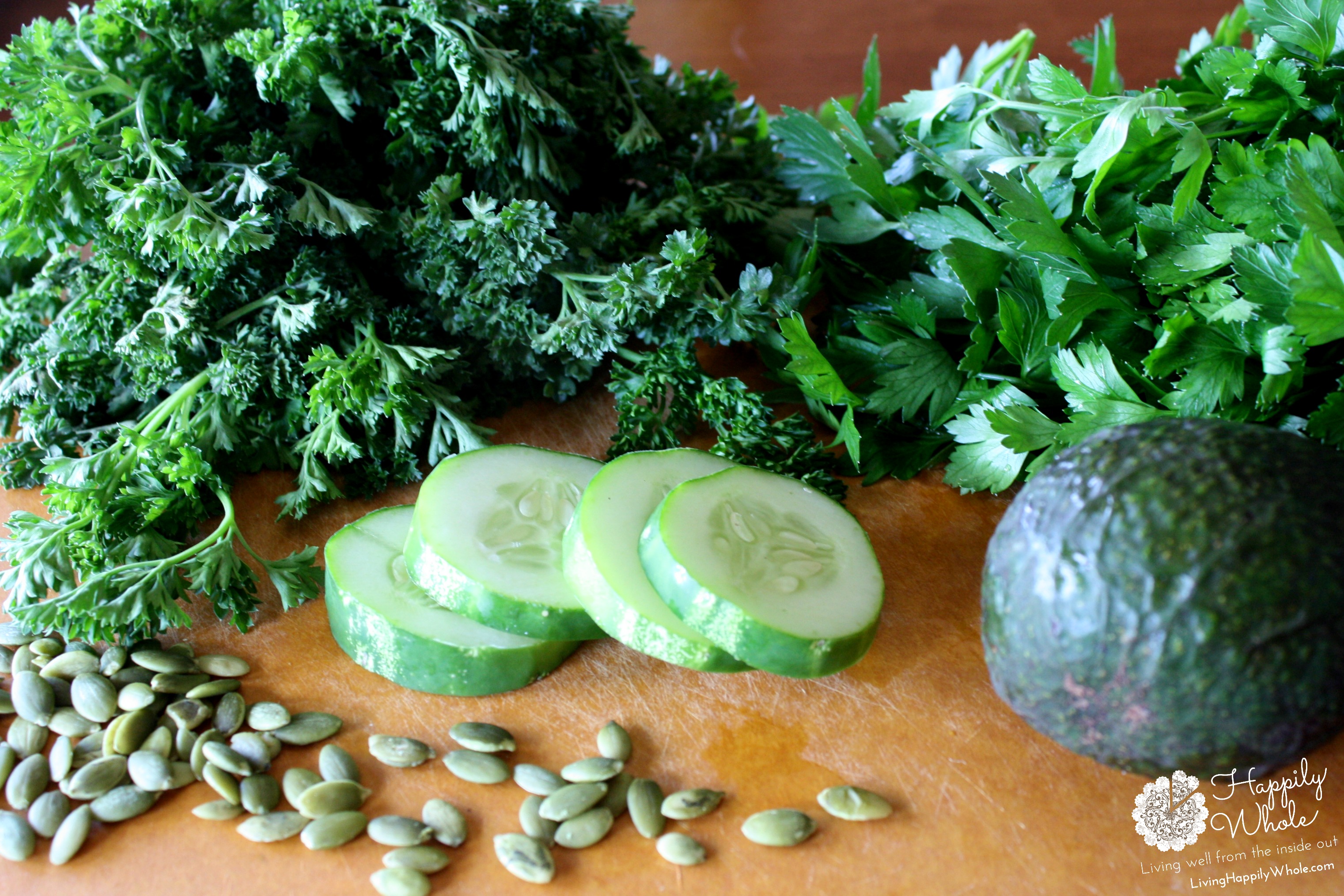 Pumpkin seed, herb, avocado and mixed green salad