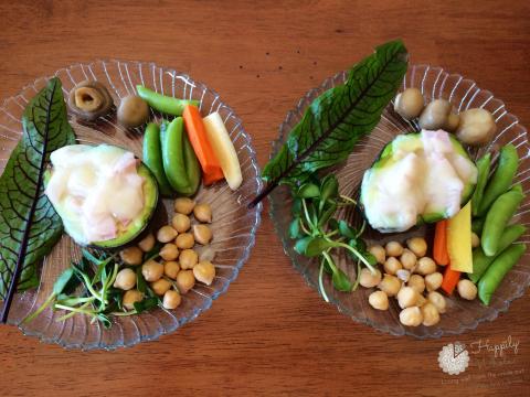 Healthy Lunch 1: Stuffed Avocado, cheese, ham, chick peas, greens