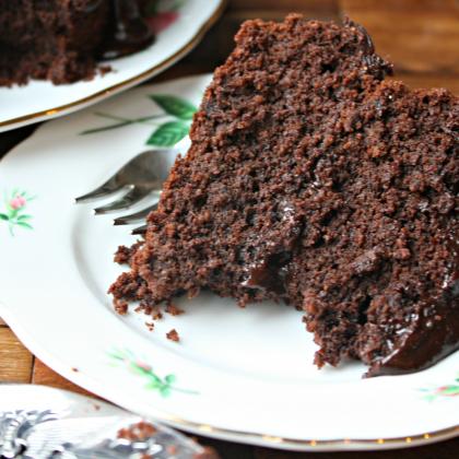 grain free chocolate cake with dark chocolate glaze