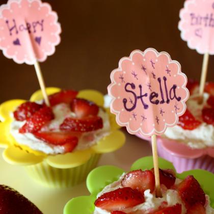 Birthday Cupcakes, vanilla with maple buttercream
