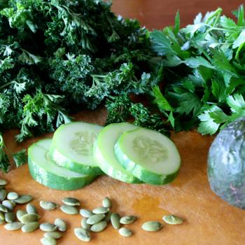 Pumpkin seed, herb, avocado and mixed green salad