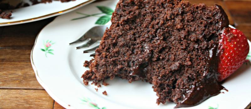 grain free chocolate cake with dark chocolate glaze