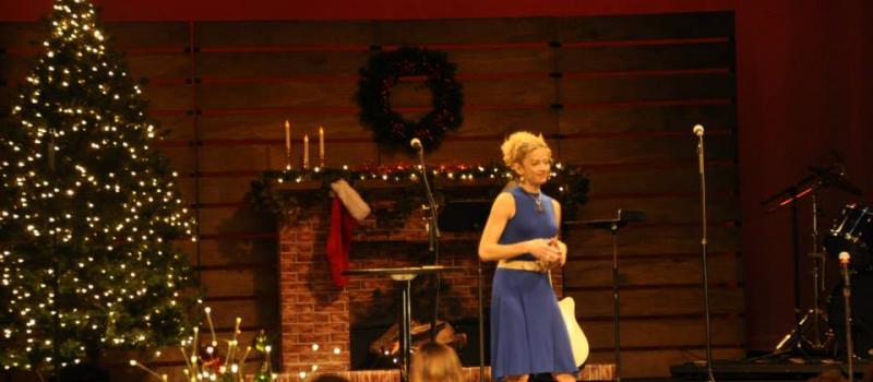 Christmas Spirit Presentation, Holding on to Joy and Hope in a Hard Season. By Katie Oldham